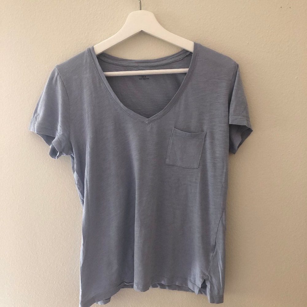 Madewell Whisper Cotton V-Neck Pocket Tee